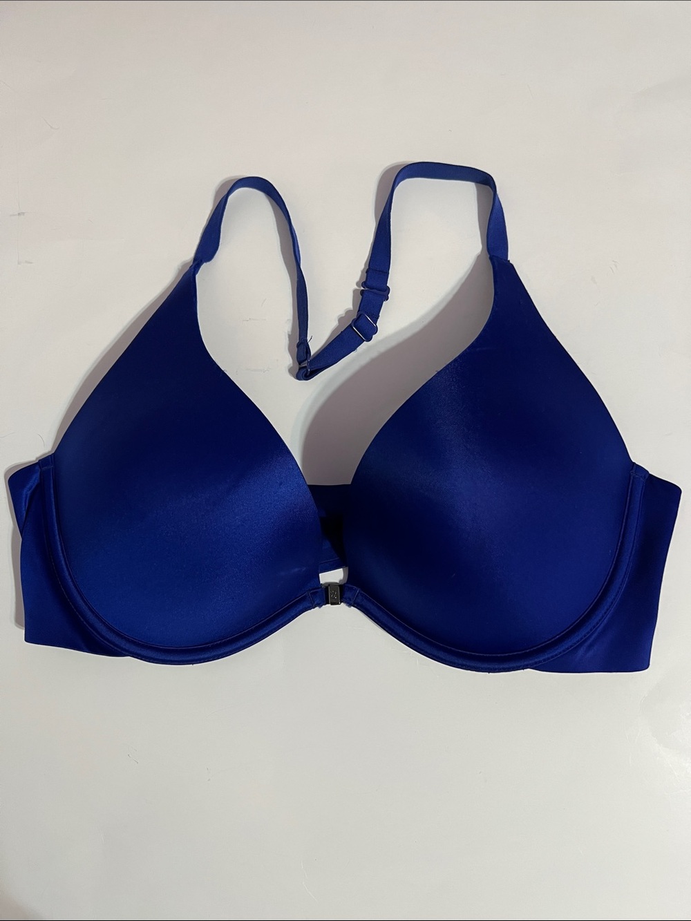 Victoria's Secret Plunge Bra Blue Under Wire Padded 36-C Magnetic Front Clasp